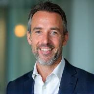 Portrait de Julien Carrel – Directeur Général, Élan RH Solutions
